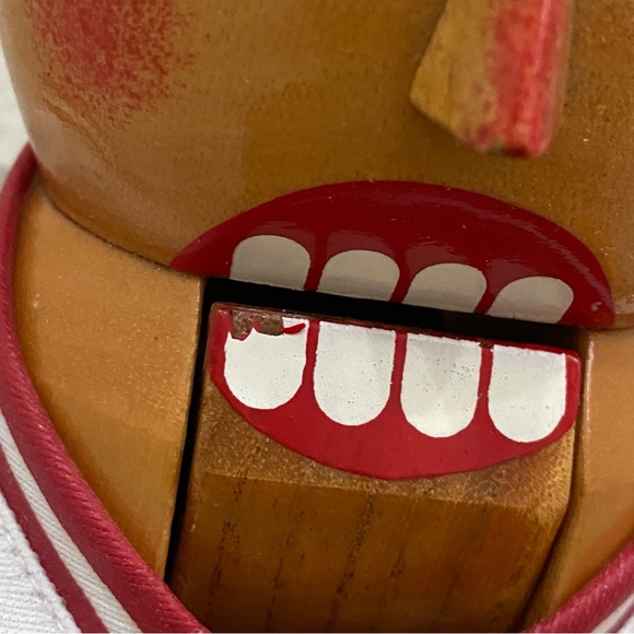 2002 STERLING & CAMILLE University Of Arkansas Razorbacks Basketball Nutcracker - Picture 15 of 15